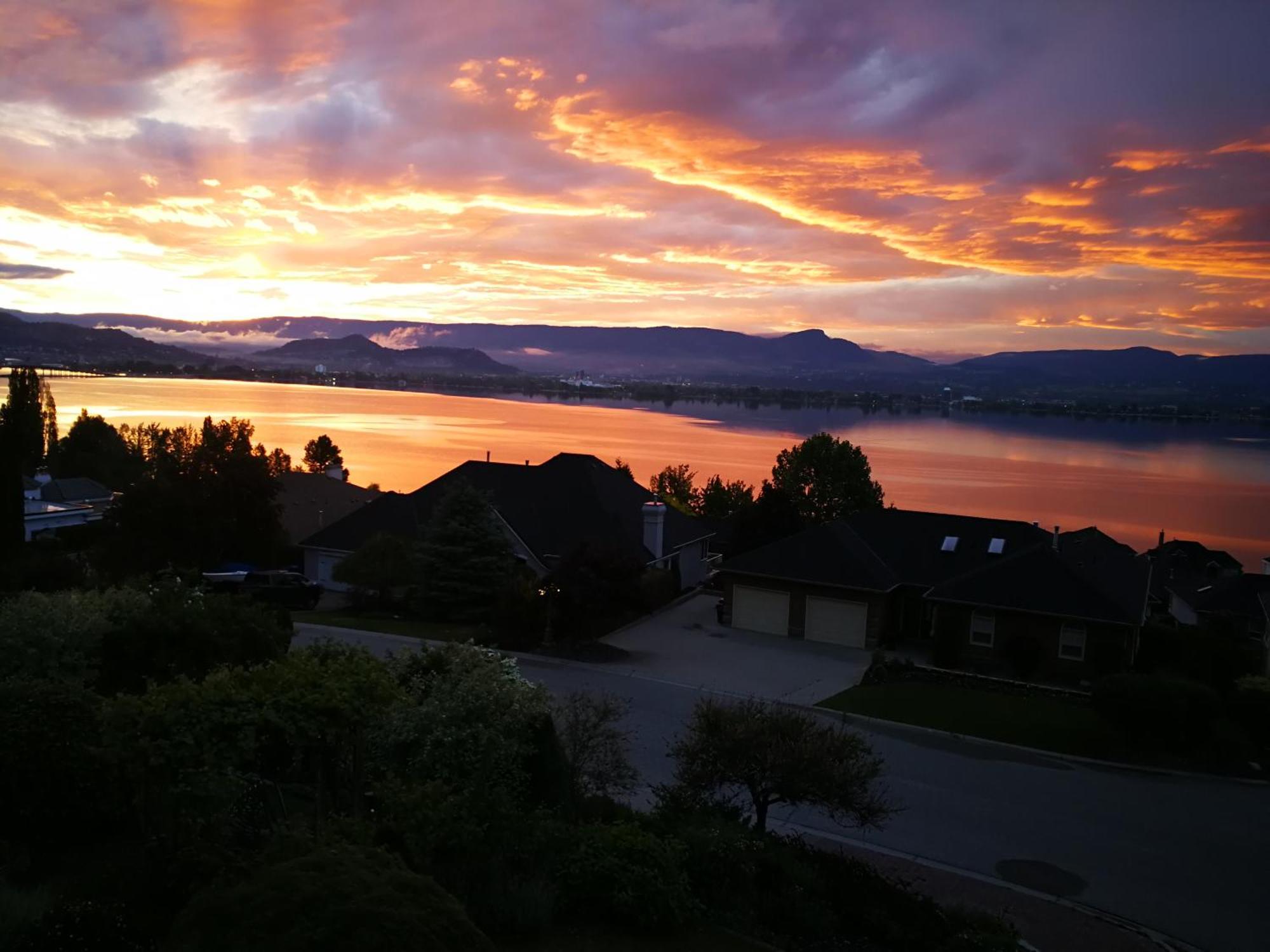 Casa Grande Lakeview House West Kelowna Kamer foto